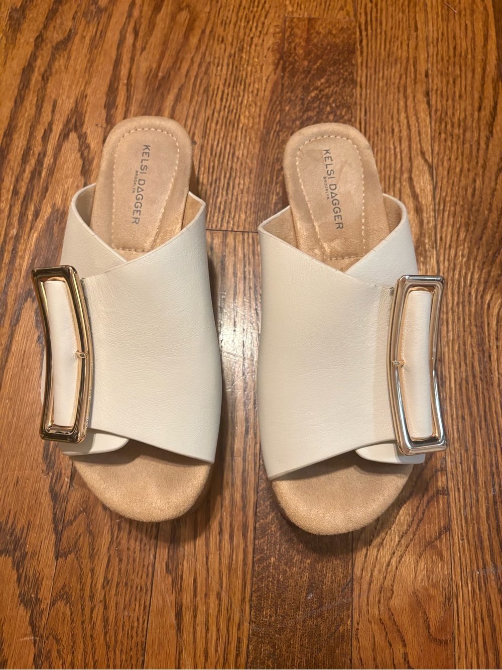 Kelsi Daggar Brooklyn Dover Platform Sandal 7.5